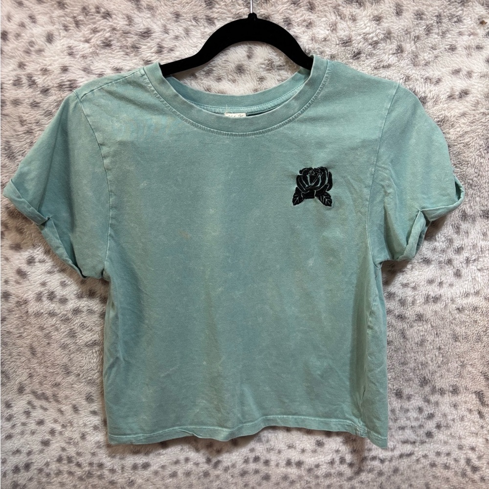WOMENS VIBE N’ RESPECT GREEN STONE WASH CROPPED TEE